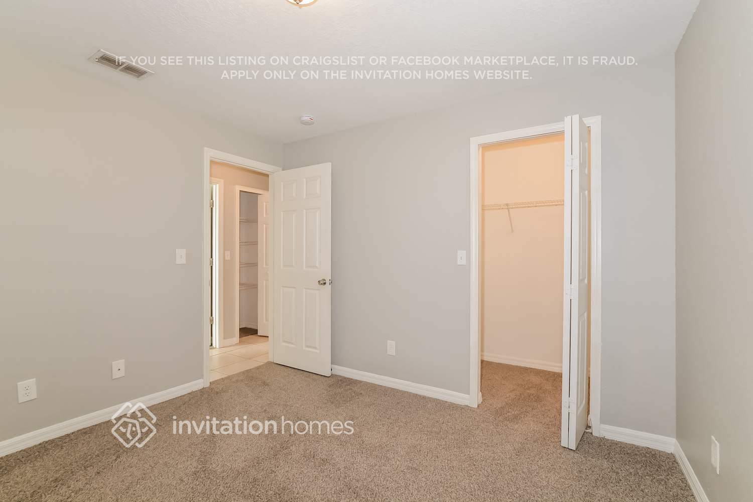 Building Photo - 323 Boca Ciega Rd