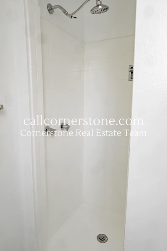 Building Photo - 1320 Verde Dr