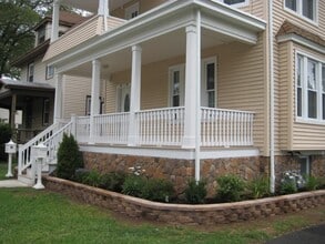 Building Photo - 54 Baker Ave