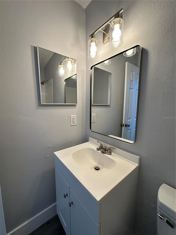 Building Photo - 3915 Anthony Ln