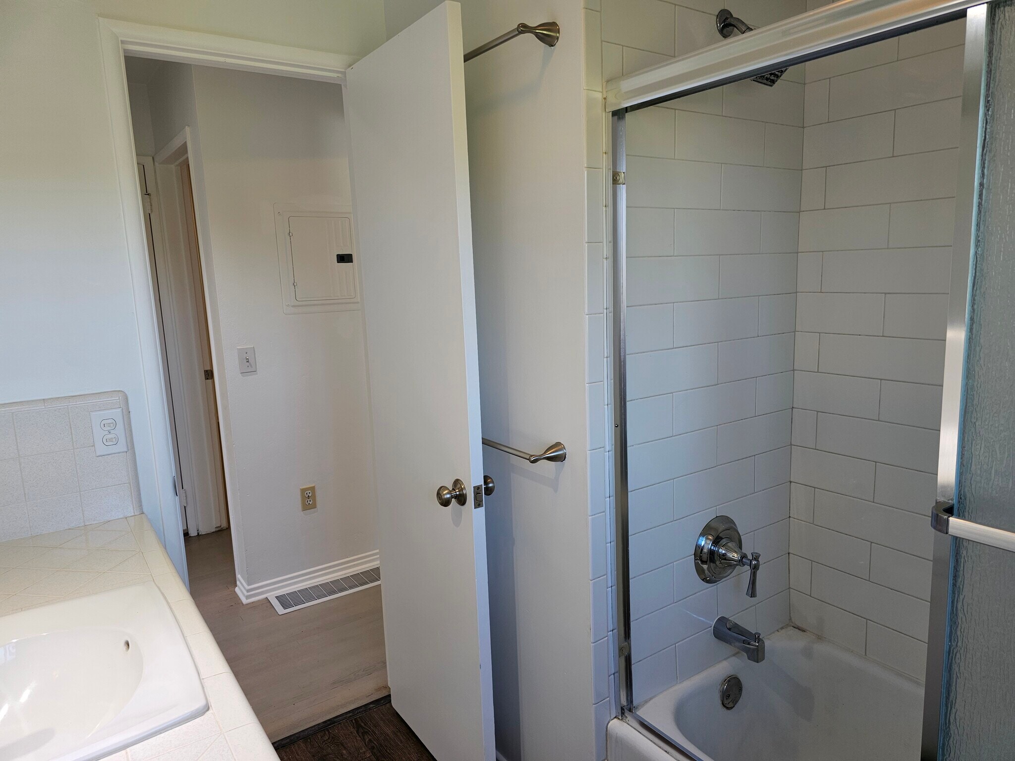 Building Photo - 777 Neptune Ave