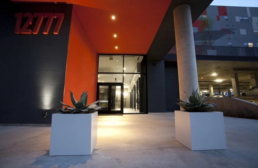 Building Photo - 12777 Merit Dr