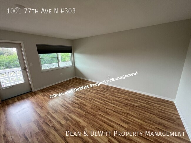 Building Photo - 1001 77th Ave N