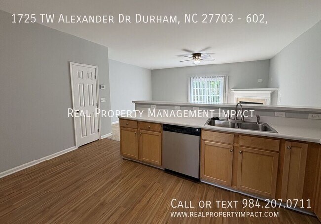 Building Photo - 1725 TW Alexander Dr