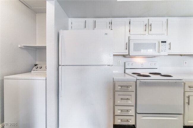 Building Photo - 8600 NV-159