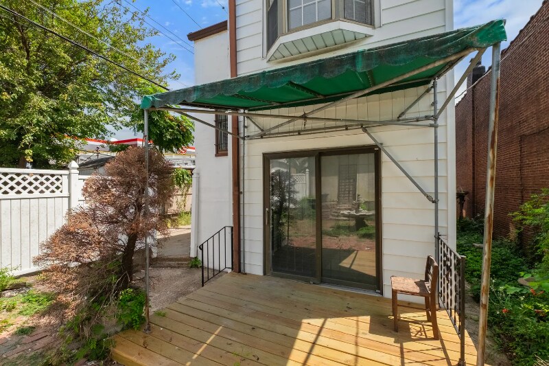 Building Photo - 1315 Hampton Ave