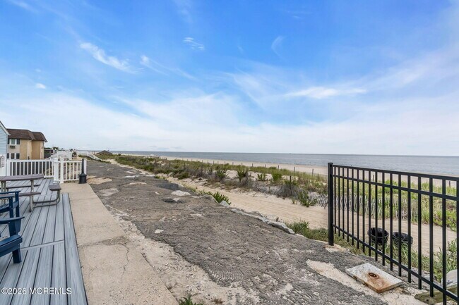 Building Photo - 1201 Ocean Ave