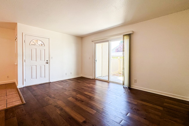 Building Photo - 4022 Abbey Terrace
