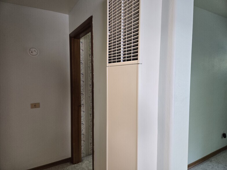 Natural Gas Wall Furnace for Heating Home - 4005 N 24th St
