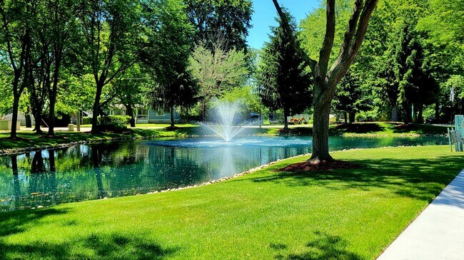 Building Photo - 9634 Seaway Dr