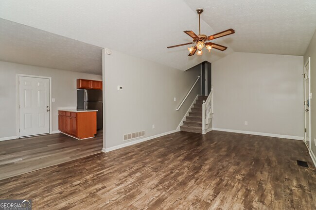 Building Photo - 51 Glenbrook Ct