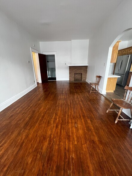 Dining Room - 1928 S Park Ave