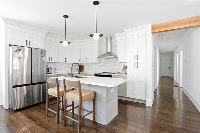 Building Photo - 496 Shannon Dr SW