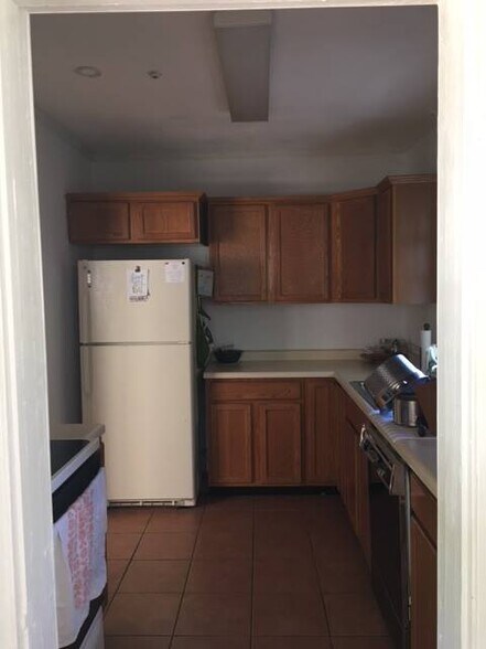 Building Photo - 1672 South Milledge Avenue