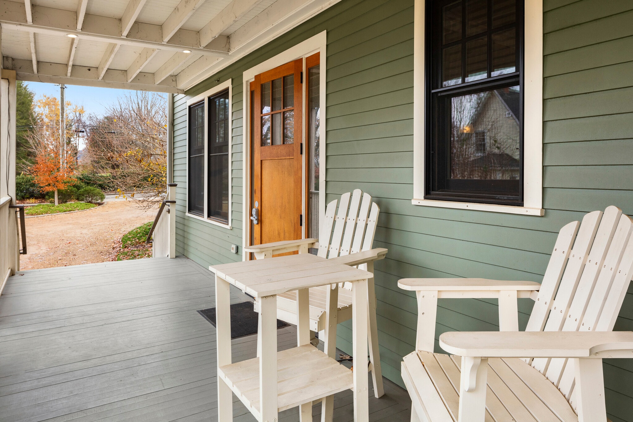 Building Photo - 279 E Chestnut St