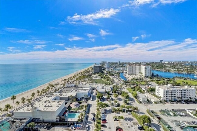 Building Photo - 101 S Fort Lauderdale Beach Blvd