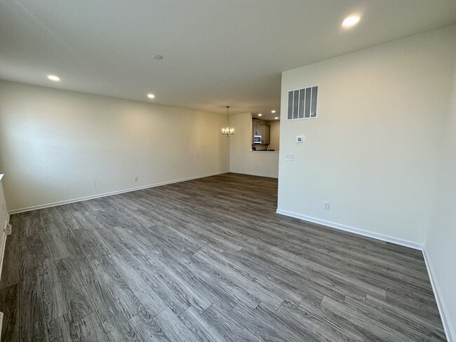 Building Photo - 137 Lexington Pl