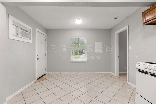 Building Photo - 2805 Bellmead Dr