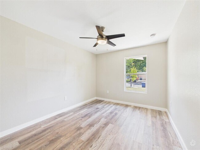 Building Photo - 8810 Slayton Dr