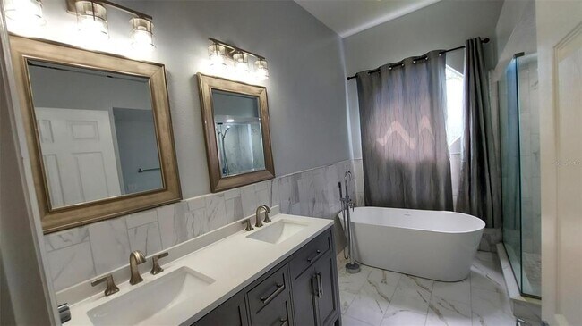 Building Photo - 14314 Mandolin Dr