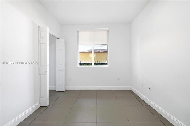 Building Photo - 541 NW 33rd St