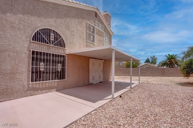 Building Photo - 2187 Eclair Cir