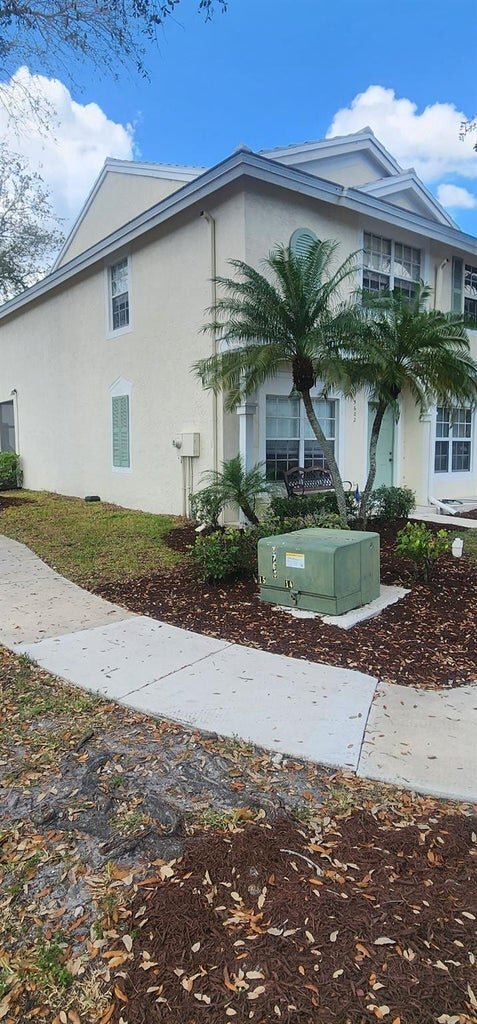 Building Photo - 5602 NW 99th Way
