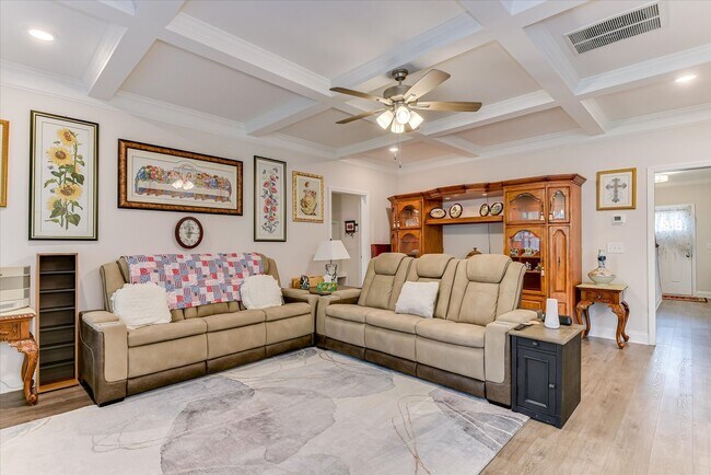 Building Photo - 6051 Big Pond Trl