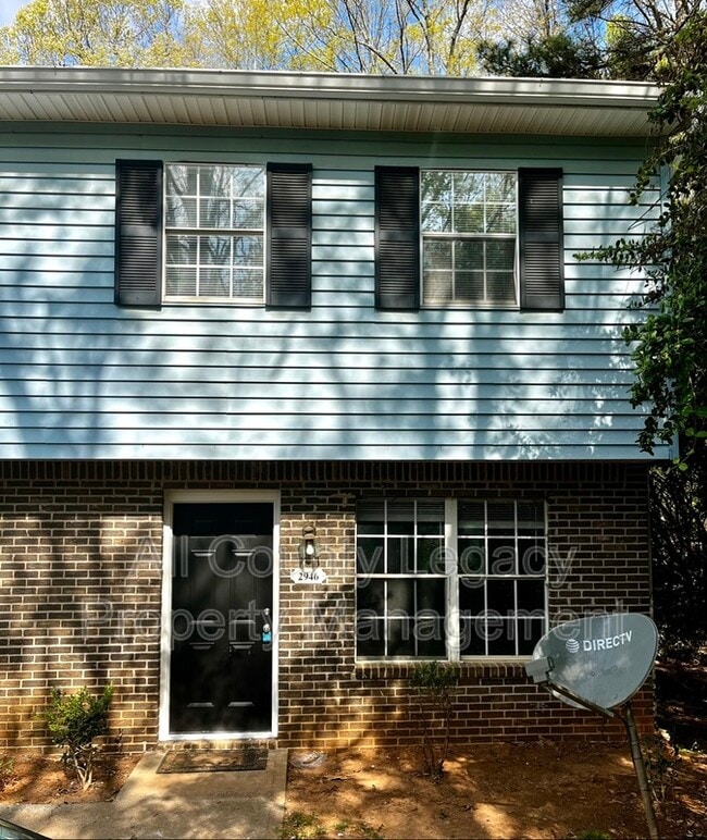 Building Photo - 2946 Spruce Cir