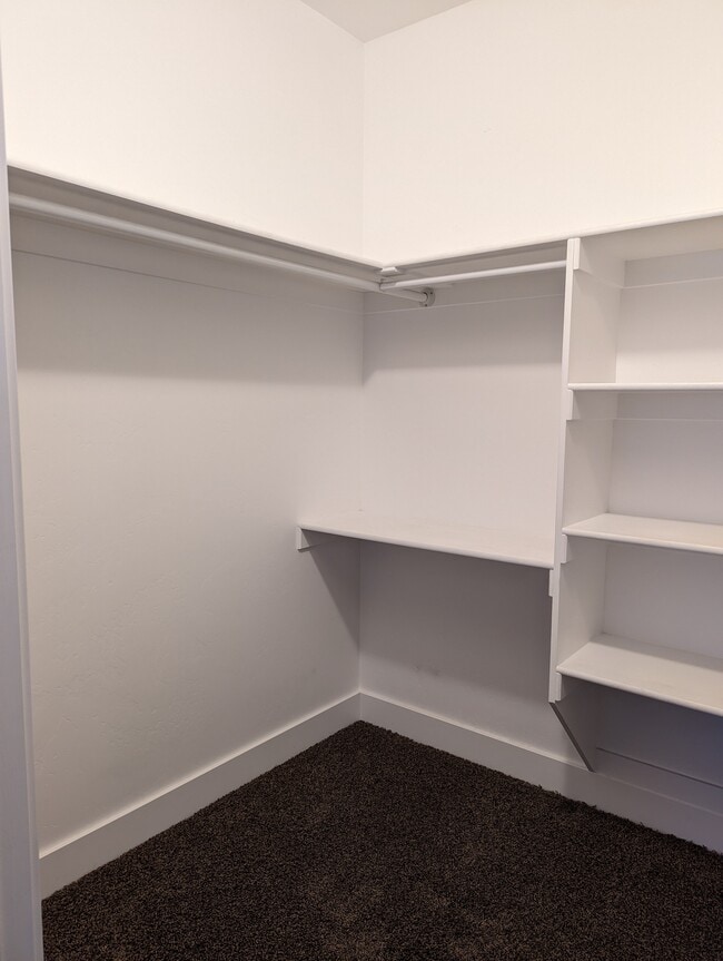 Building Photo - 1022 S 1050 E