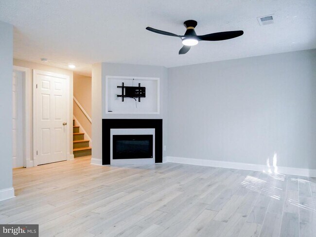 Building Photo - 13493 Demetrias Way