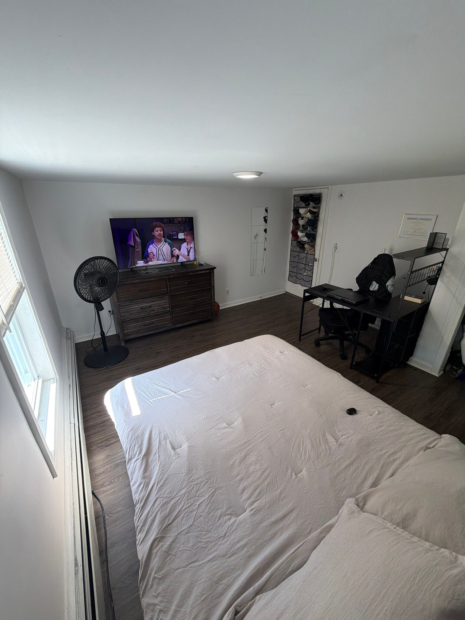 B3 - 12 Mount Auburn St