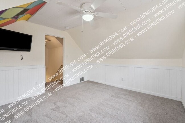 Building Photo - 1206 Amos Ave