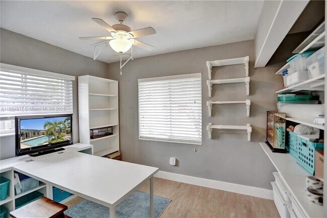 Building Photo - 5103 SW 128th Pl