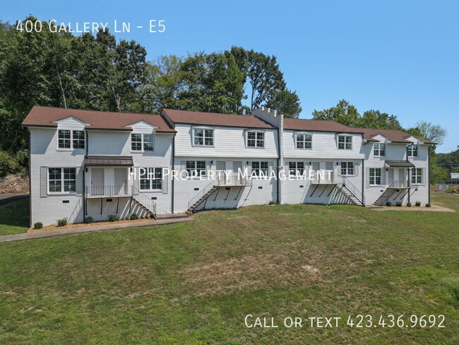 Building Photo - 400 Gallery Ln