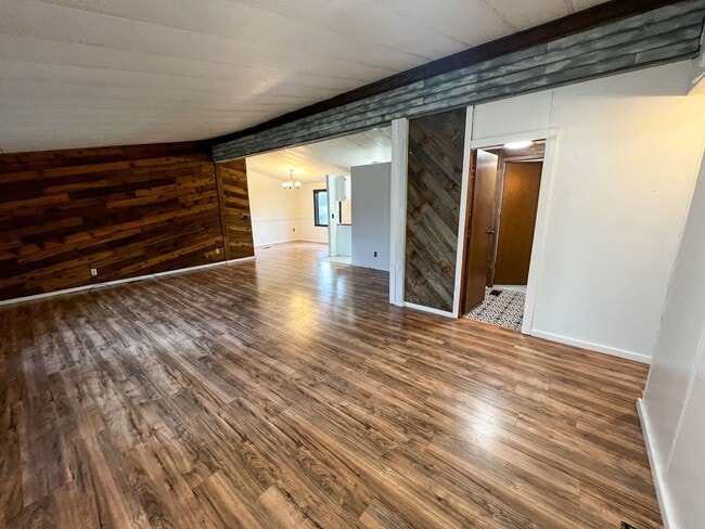 Building Photo - 8822 Holmquist Rd SE