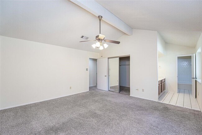 Building Photo - 25518 Chapel Ridge Ln
