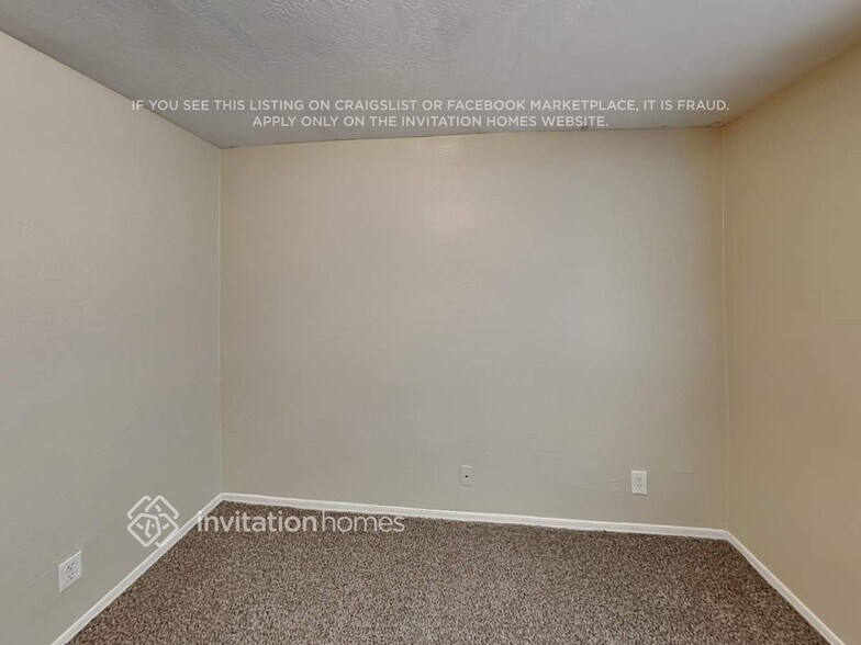 Building Photo - 9708 N 56th Ln