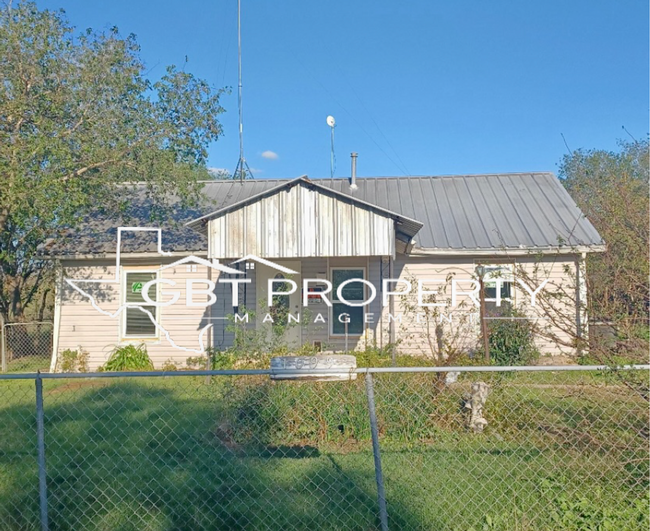 Primary Photo - Giant House with separate mother in law su...