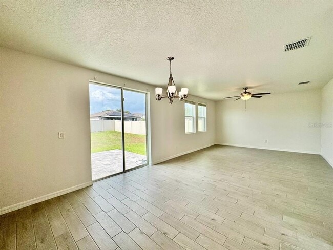 Building Photo - 38851 Opal Willow Ln