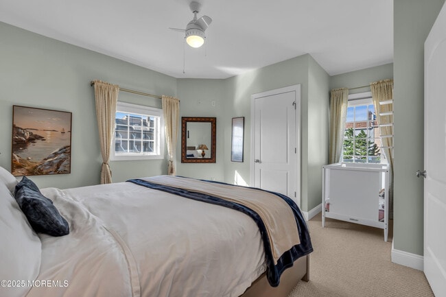 Building Photo - 2 Tradewinds Ln