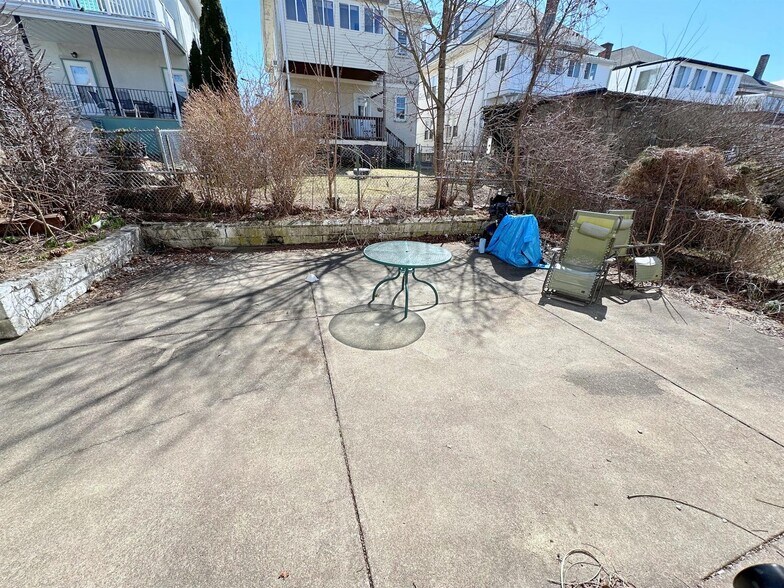 Building Photo - 149 North St