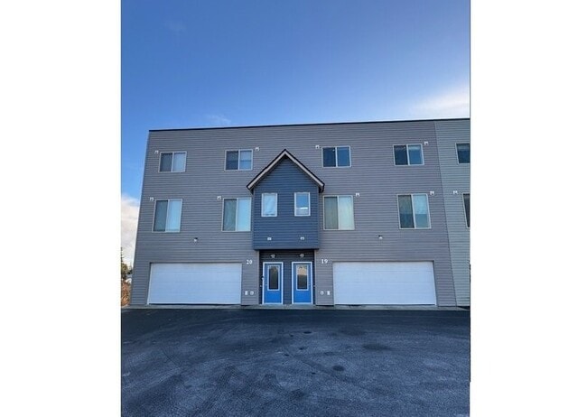 Primary Photo - 3386 Sharatin Rd