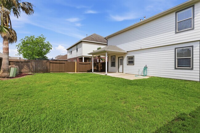 Building Photo - 8911 Headstall Dr