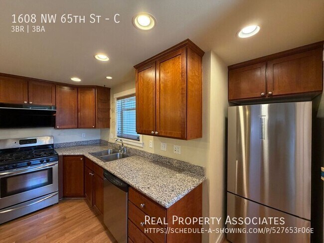 Building Photo - 1608 NW 65th St