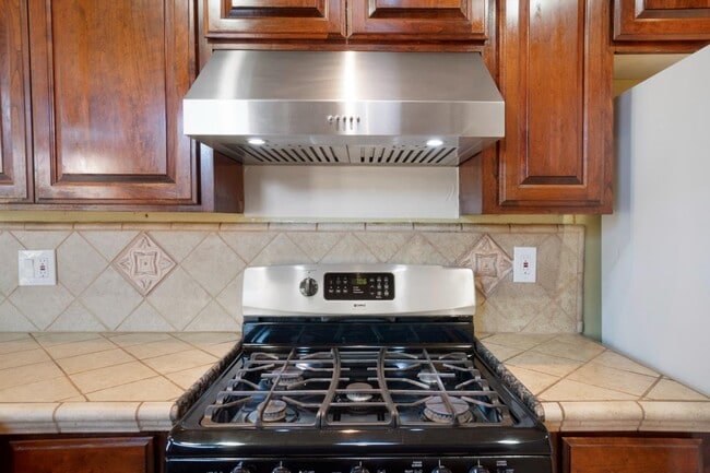 Building Photo - 663 Los Padres Blvd