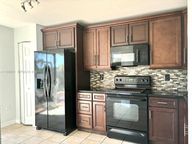 Building Photo - 16276 SW 75th St