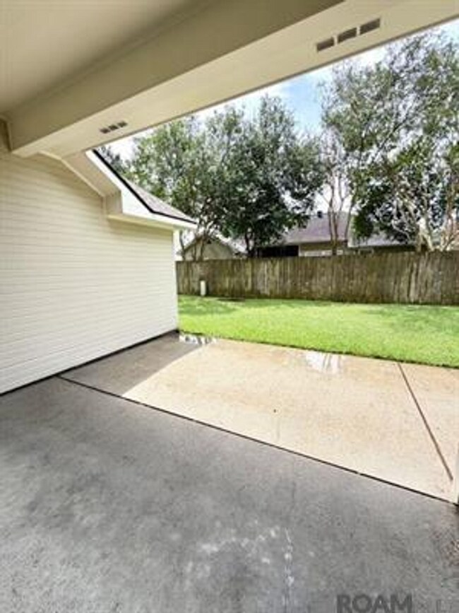 Building Photo - 4126 Stumberg Ln