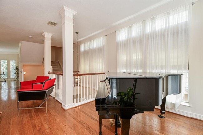 Building Photo - 4115 Woodhead St