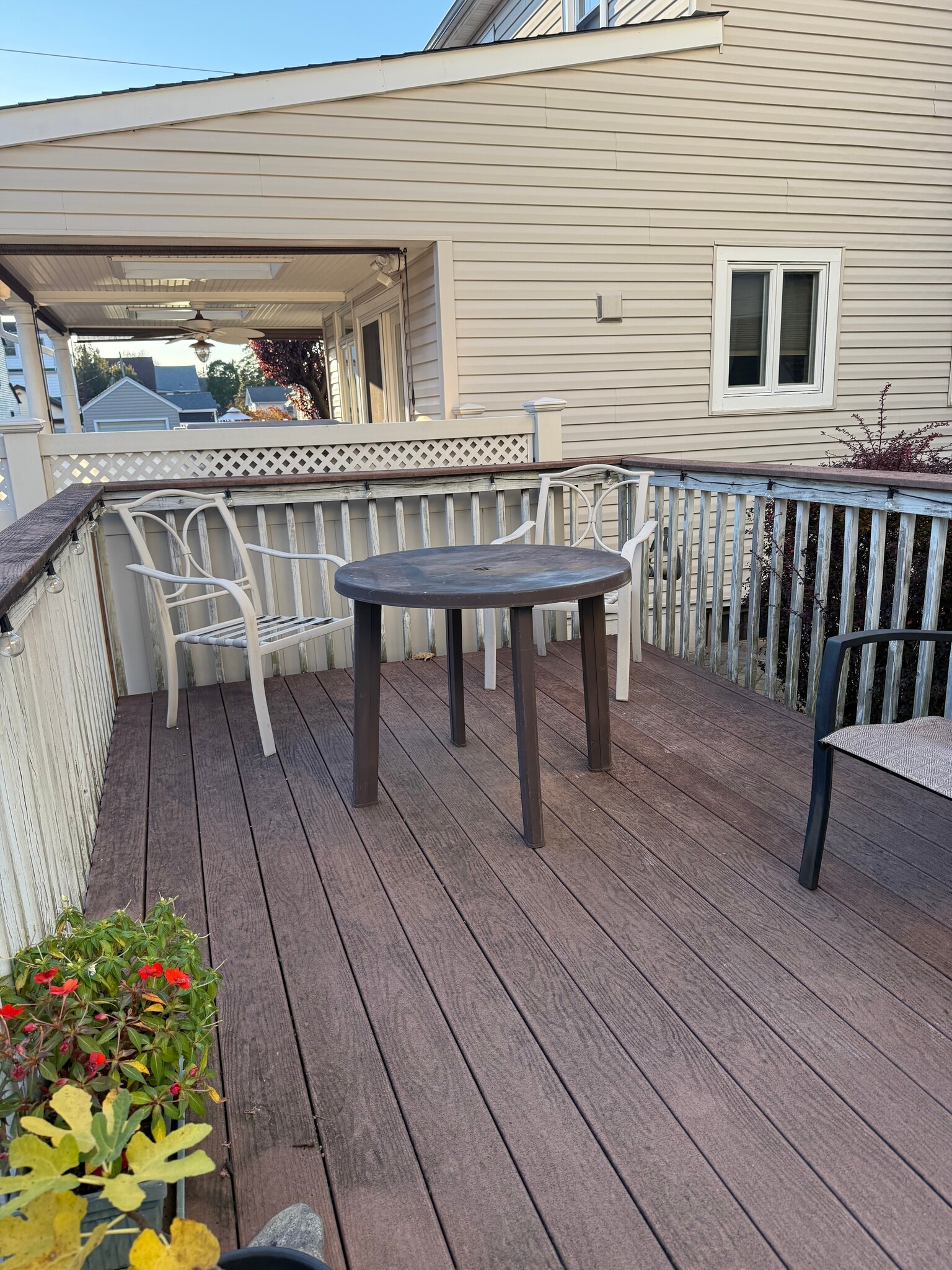 Building Photo - 283 Houston Ave